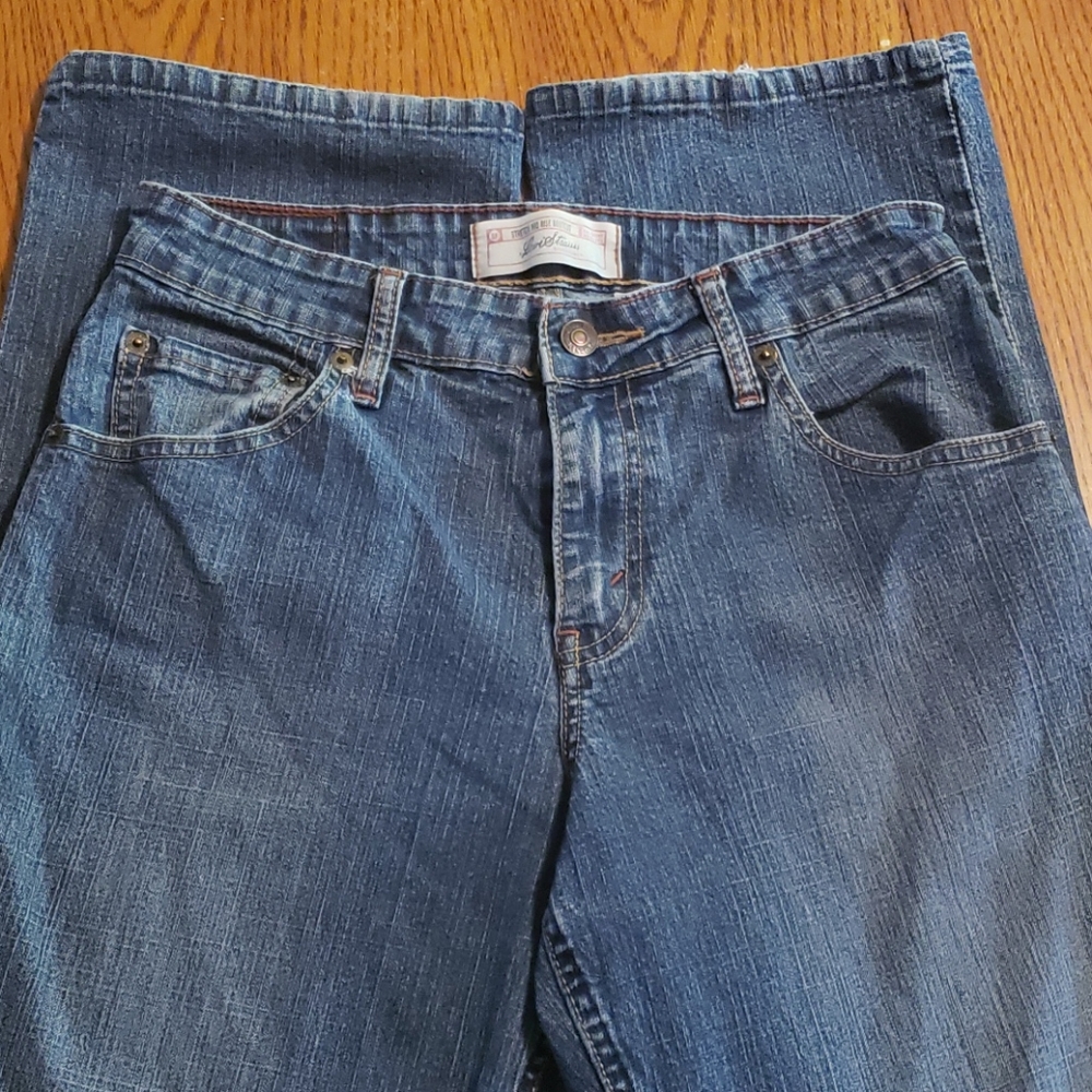 Levi's signature stretch mid rise boot cut jeans